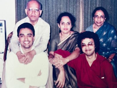 NRR With Family Rf0hq98jeugvllcehnvezozrxu6x7bv8tcyivhvfzs